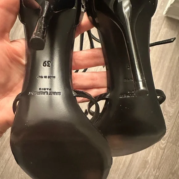 Saint Laurent Cassandra Black Heels Sleek Minimalist Design YSL - Picture 3 of 3